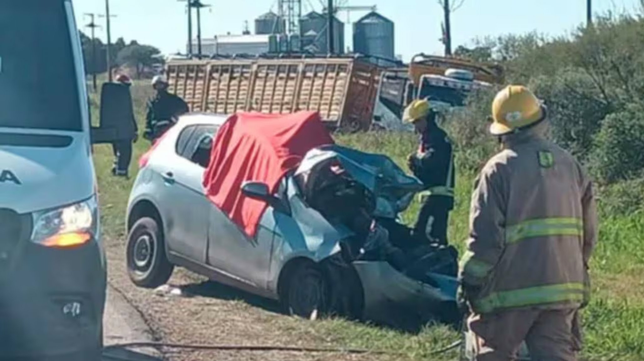 Accidente fatal en la Ruta Nacional Nº127: Una mujer, su mamá y su hijo de 5 años murieron
