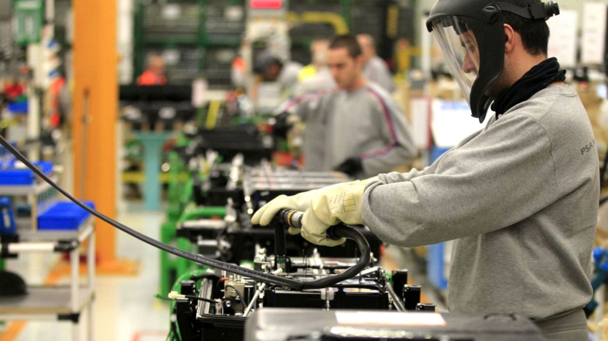 Se desploma la actividad económica: cayó 8,4% interanual