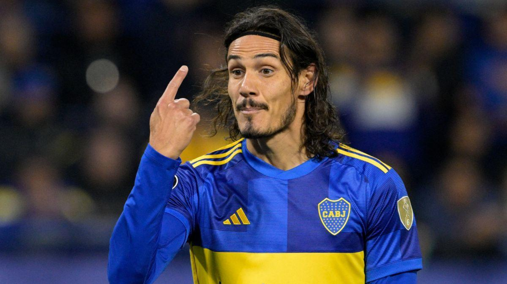 Cavani en contra del VAR: "Es una herramienta que está dañando al fútbol"