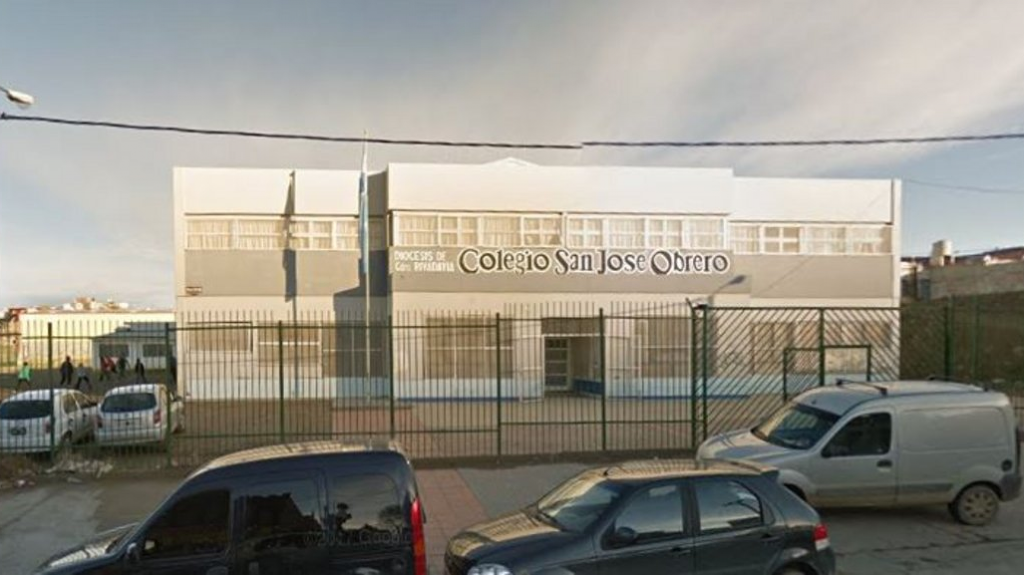 Asaltaron a un estudiante a la salida del colegio en el barrio San Martín