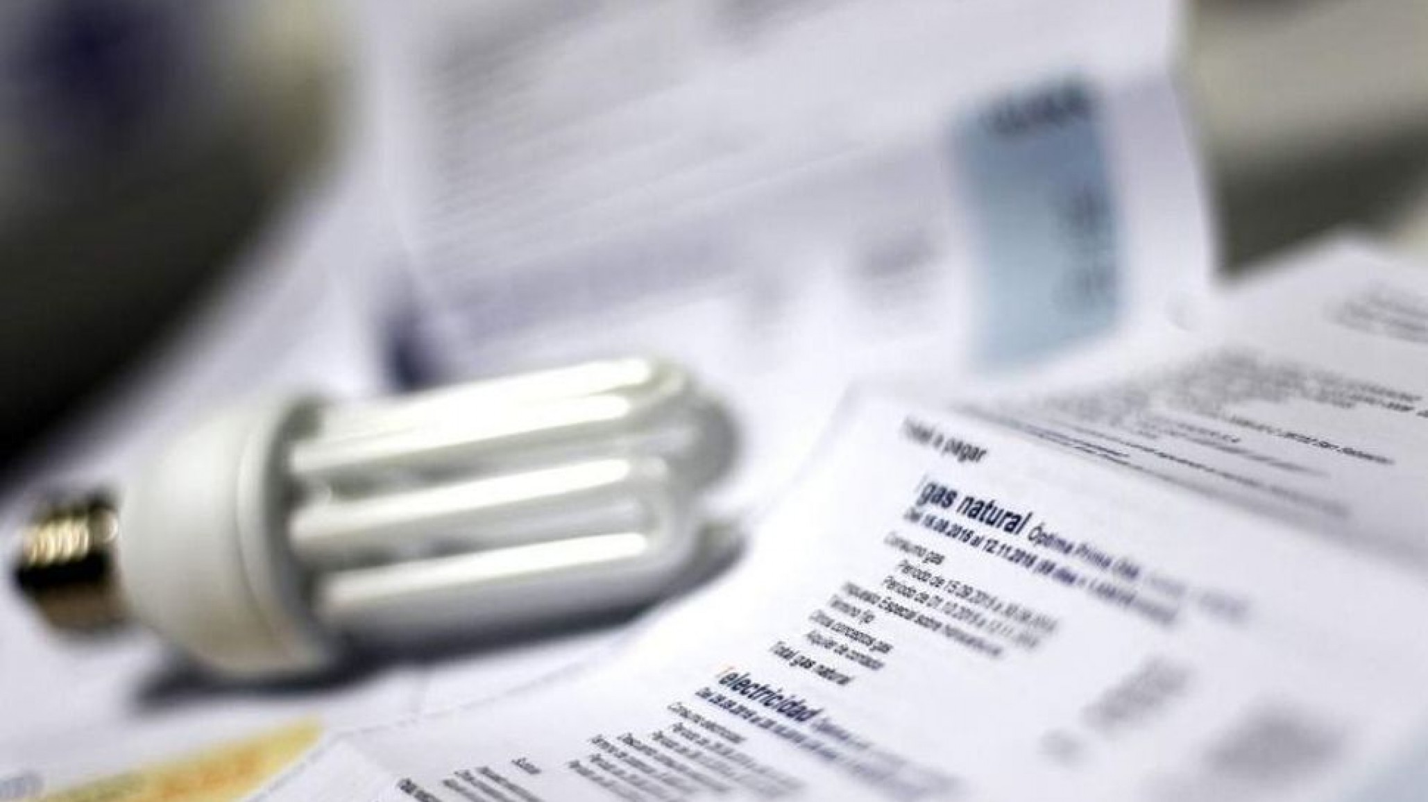 Desde hoy rige la prohibición de incluir tasas e impuestos en boletas de servicios públicos