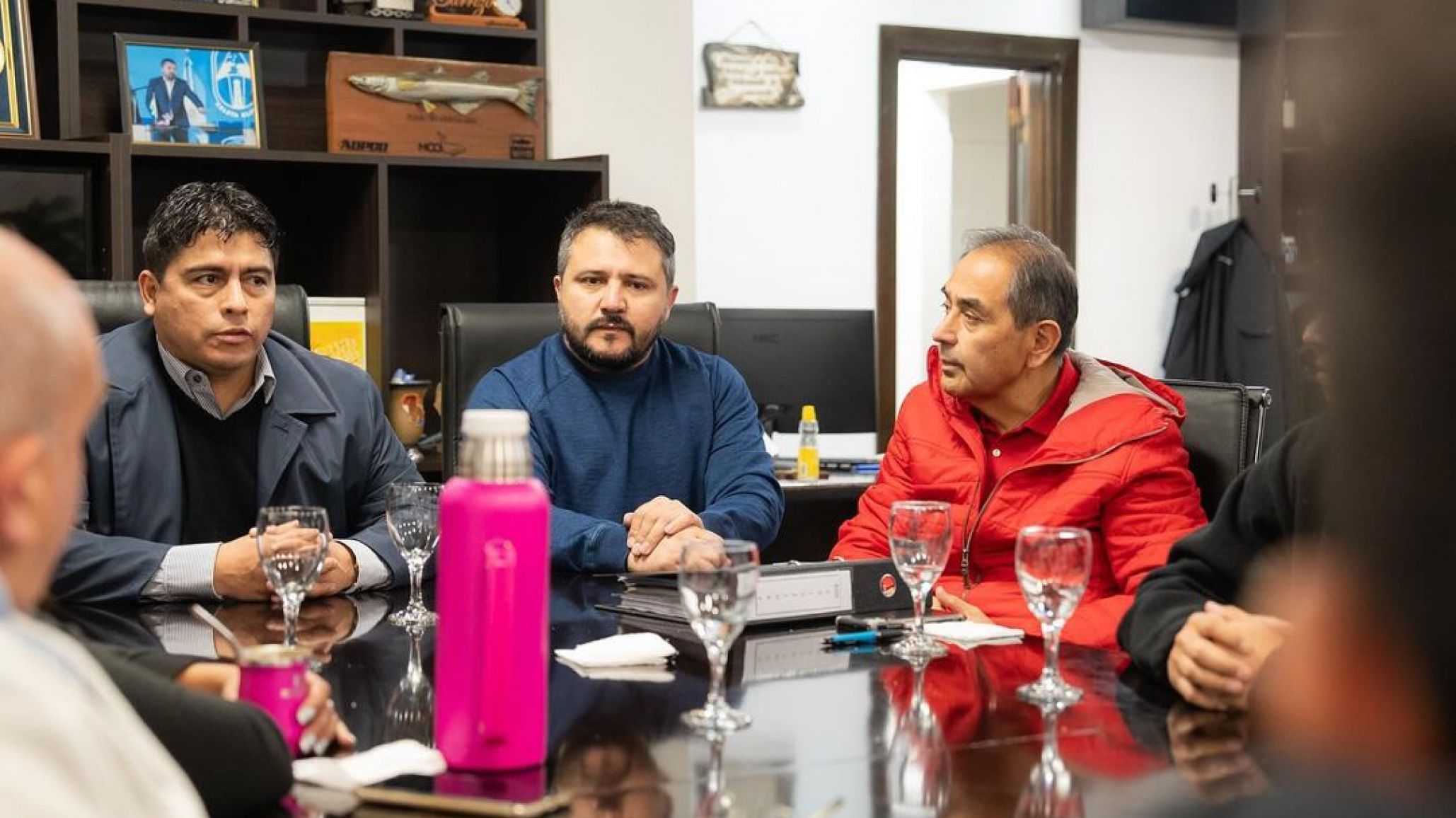 Denuncian que empleados municipales de Caleta Olivia vendían el agua potable