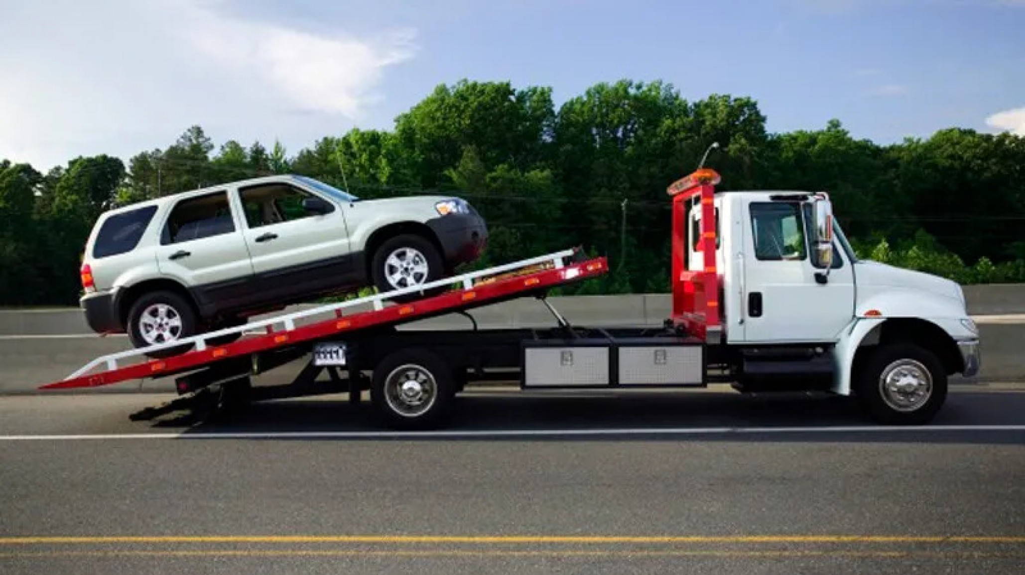 El Gobierno dio marcha atrás con la decisión de sacar las grúas de los seguros