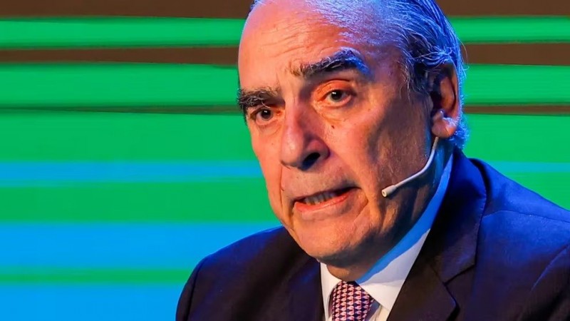 Francos anticipó que el "Pacto de Mayo" se firmará el Día de la Independencia