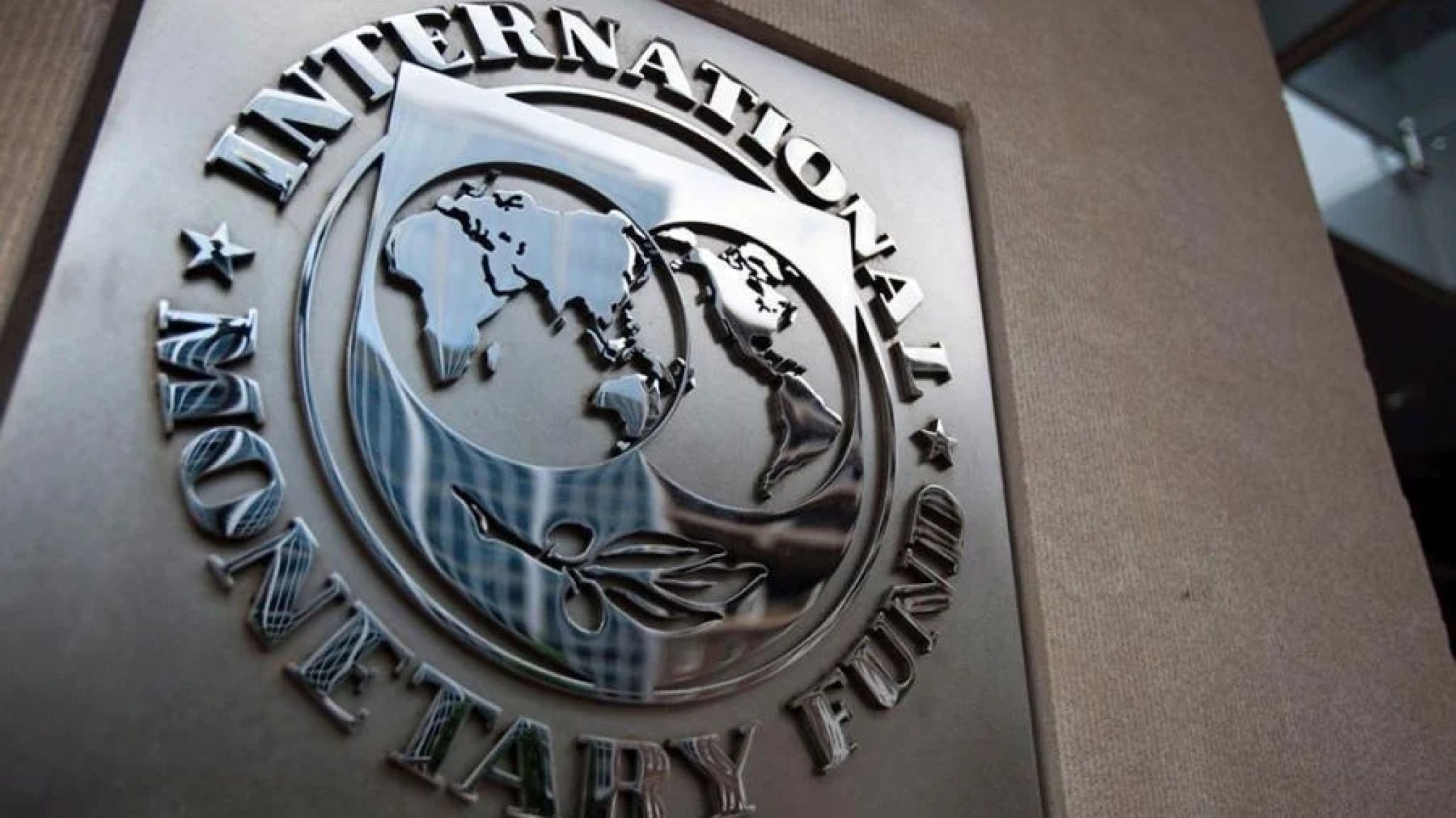 El FMI aprobó el desembolso u$s800 millones para Argentina