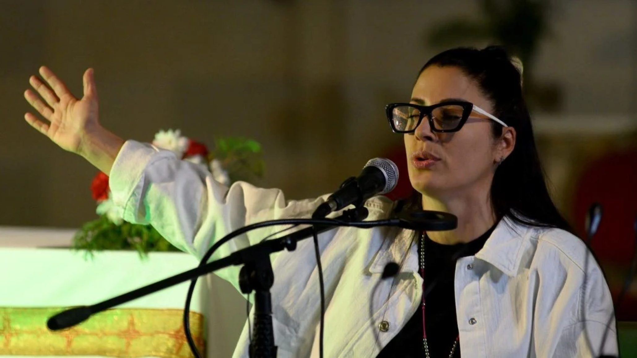 Caleta Olivia será sede de eventos espirituales con Leda Bergonzi: La mujer que cura con las manos