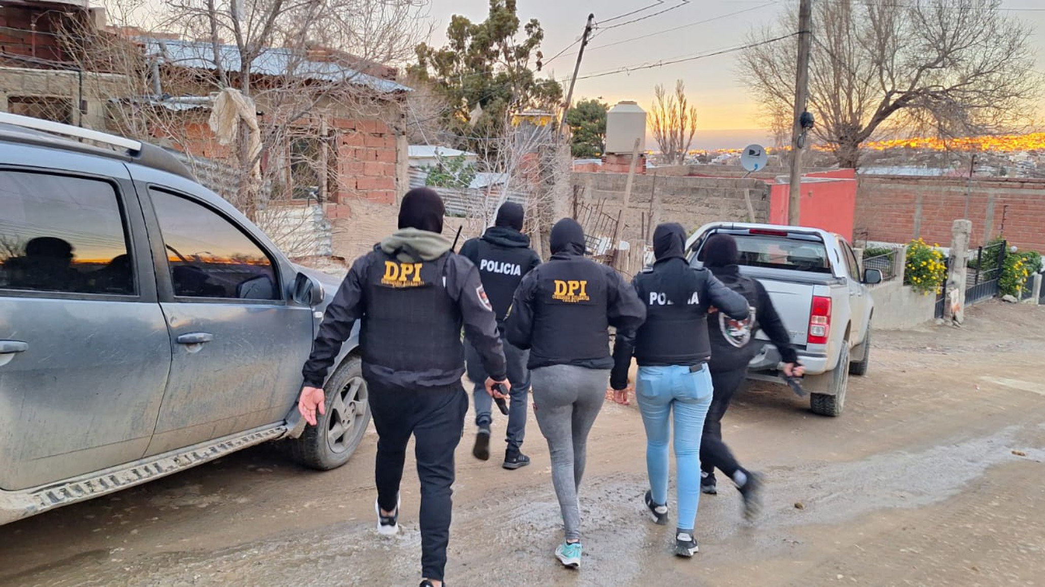 Allanamiento en el barrio San Martín por robos con arma blanca