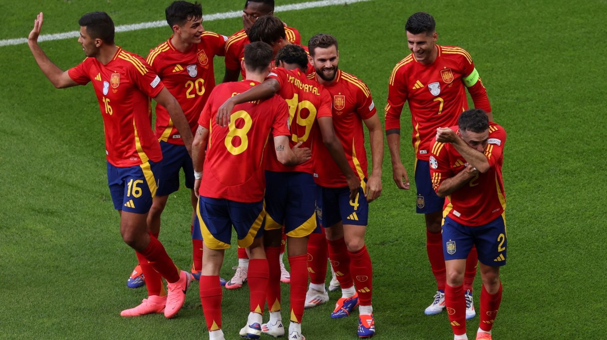 España goleó a Croacia