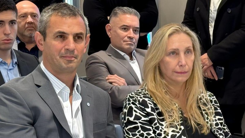 Karina Milei y Martín Menem arribaron a Chubut para lanzar oficialmente el partido LLA