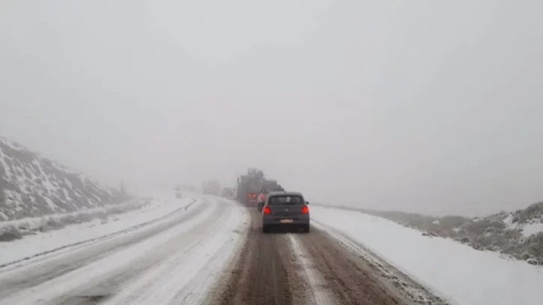 Rehabilitan tránsito en Ruta Nacional 25 para vehículos pesados y 4x4 con precauciones