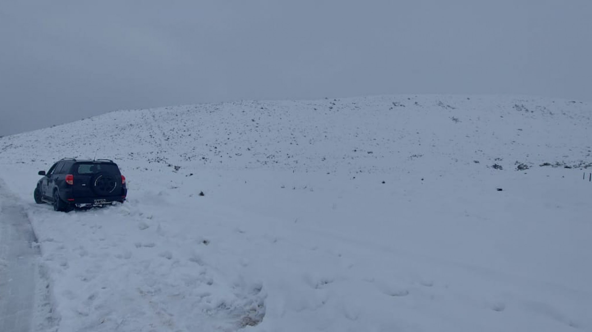 Caos vehicular en Garayalde y operativo de rescate: "Nos preocupa el tiempo, hay niños y gente grande varada"