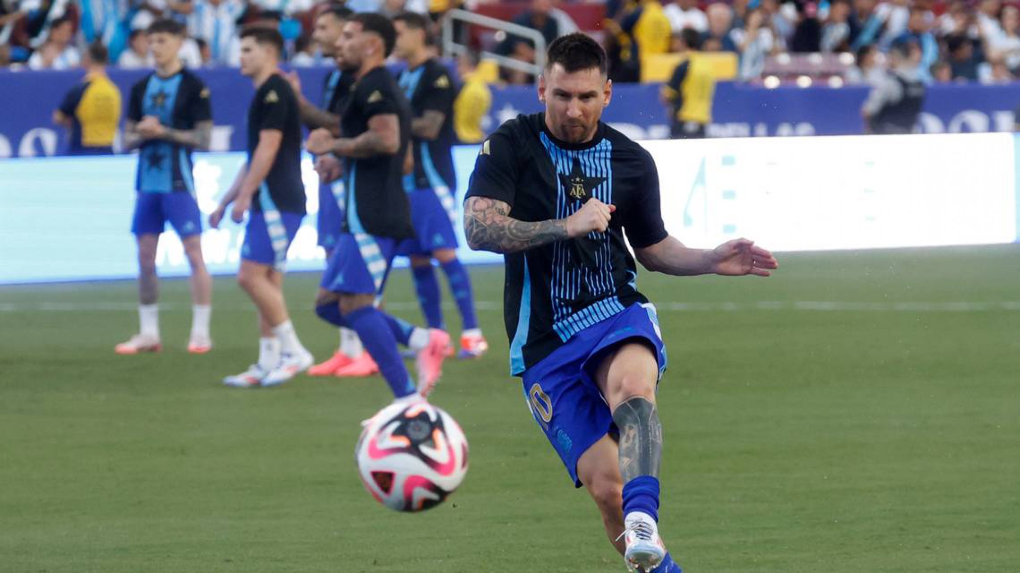 El increíble récord que alcanzó Messi en el debut de Argentina en la Copa América