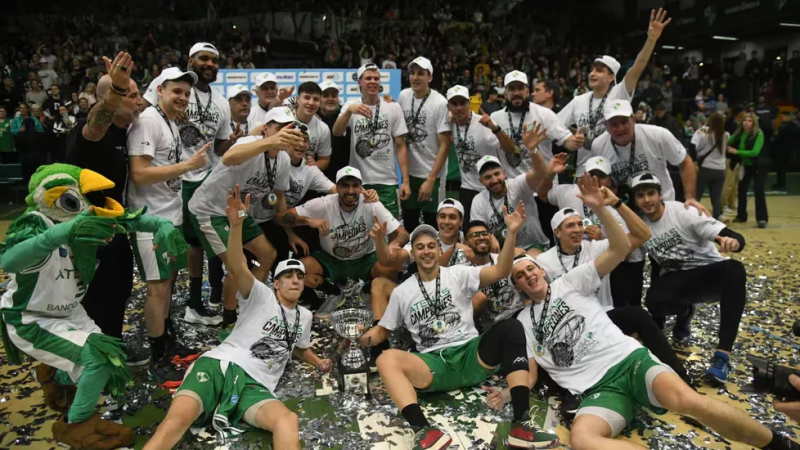 Atenas de Córdoba volvió a la máxima categoría de la Liga Nacional luego de haber sufrido su primer descenso de su historia