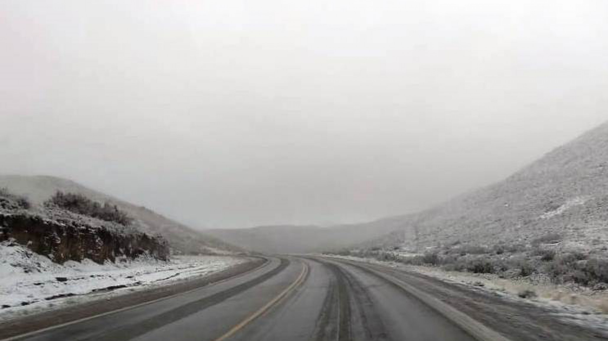 Comenzó a nevar en Ruta 3 entre Garayalde y Comodoro