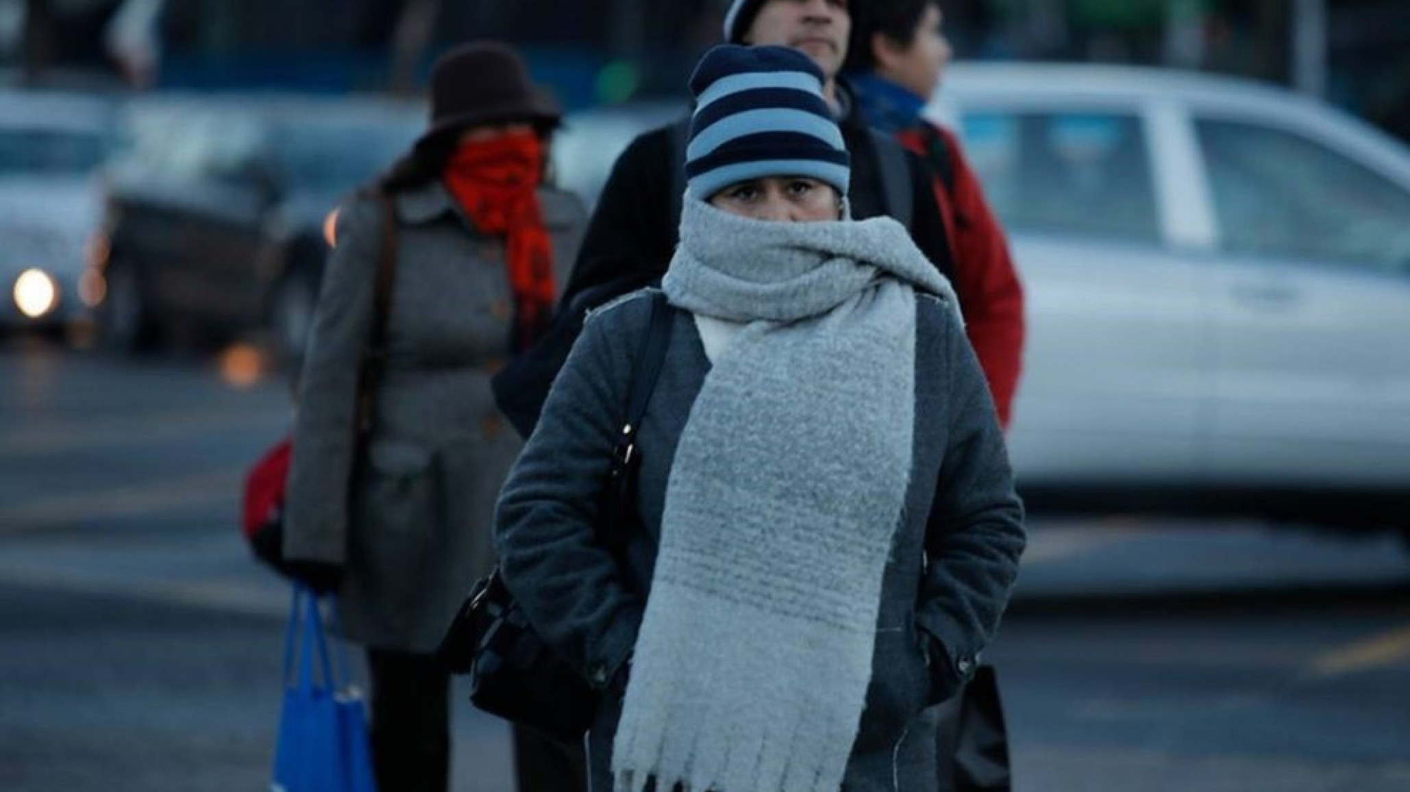 Domingo con lluvias, nevadas y vientos intensos