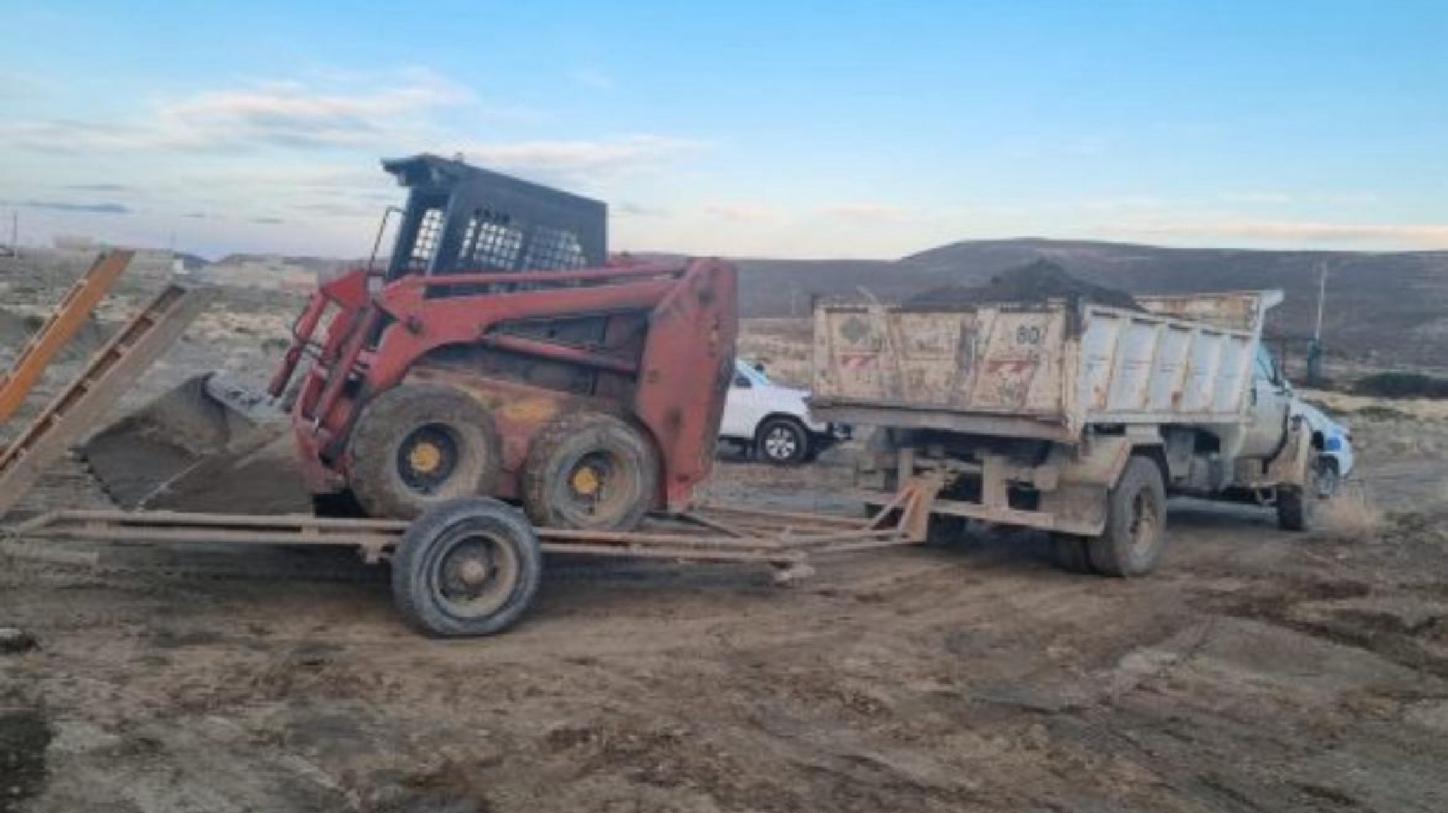 Dos hombres fueron detenidos por robar tierra de una estancia