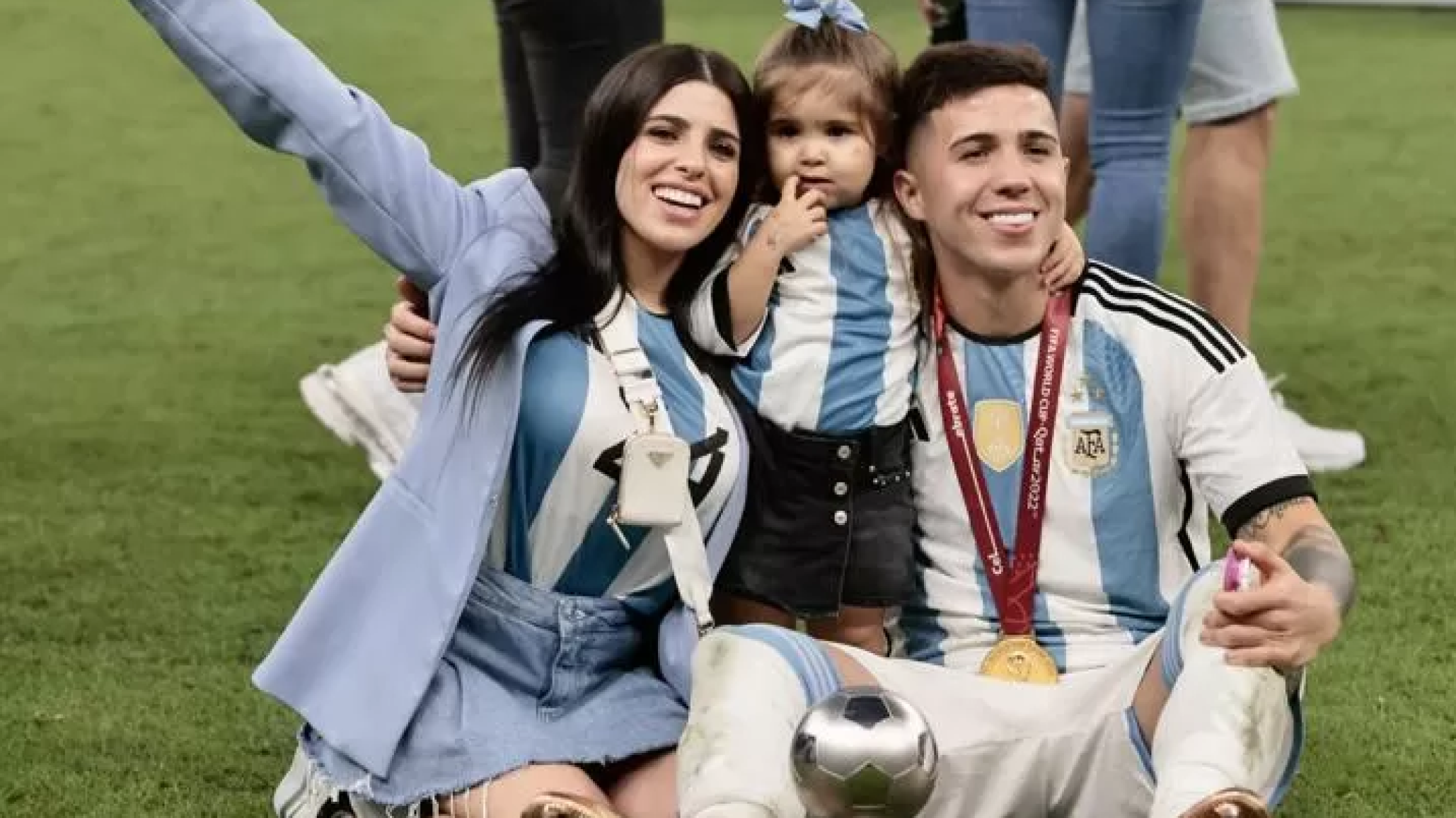 El camino de Valentina y Enzo: del monoambiente a la gloria