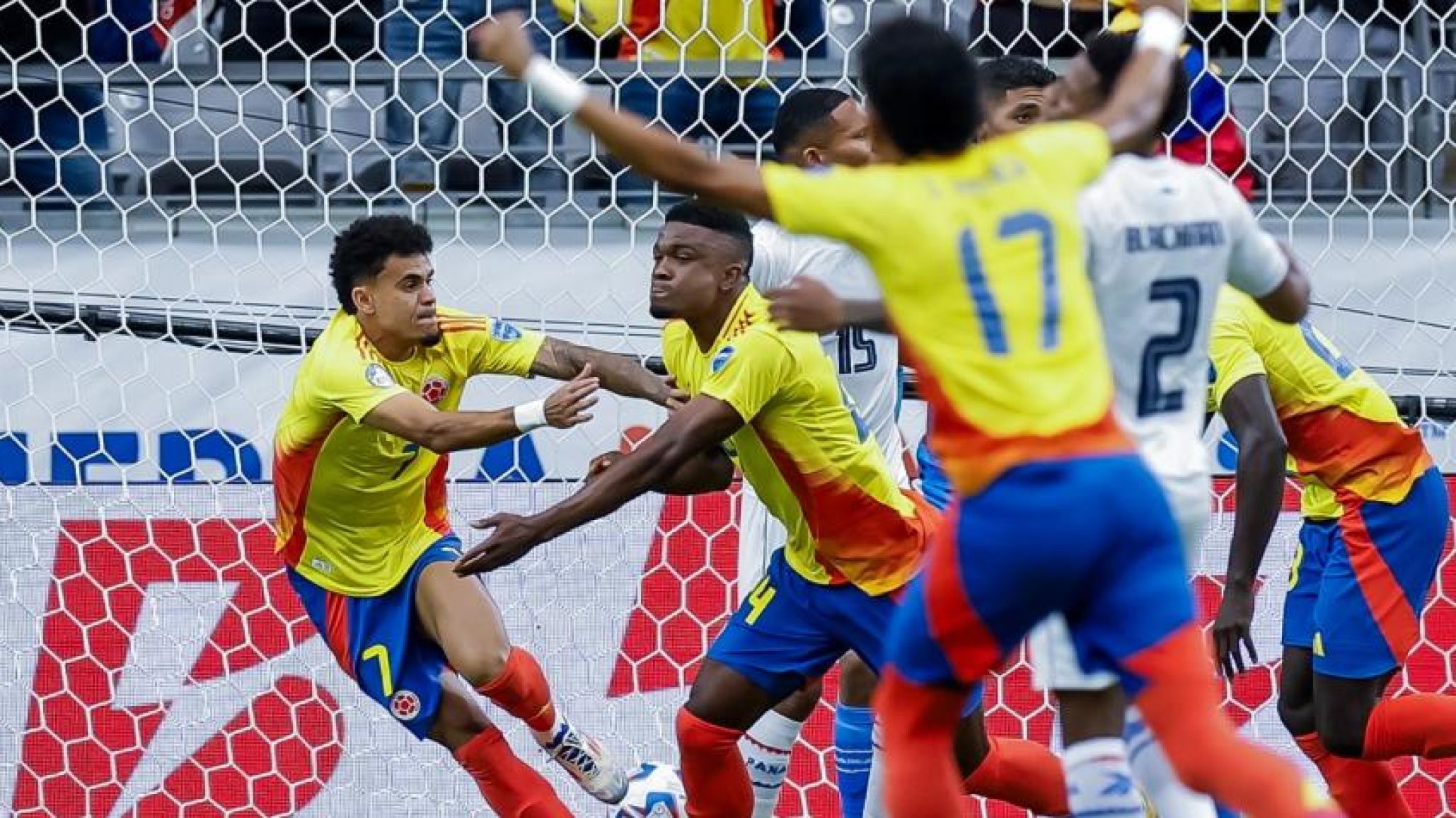 Colombia goleó 5-0 a Panamá