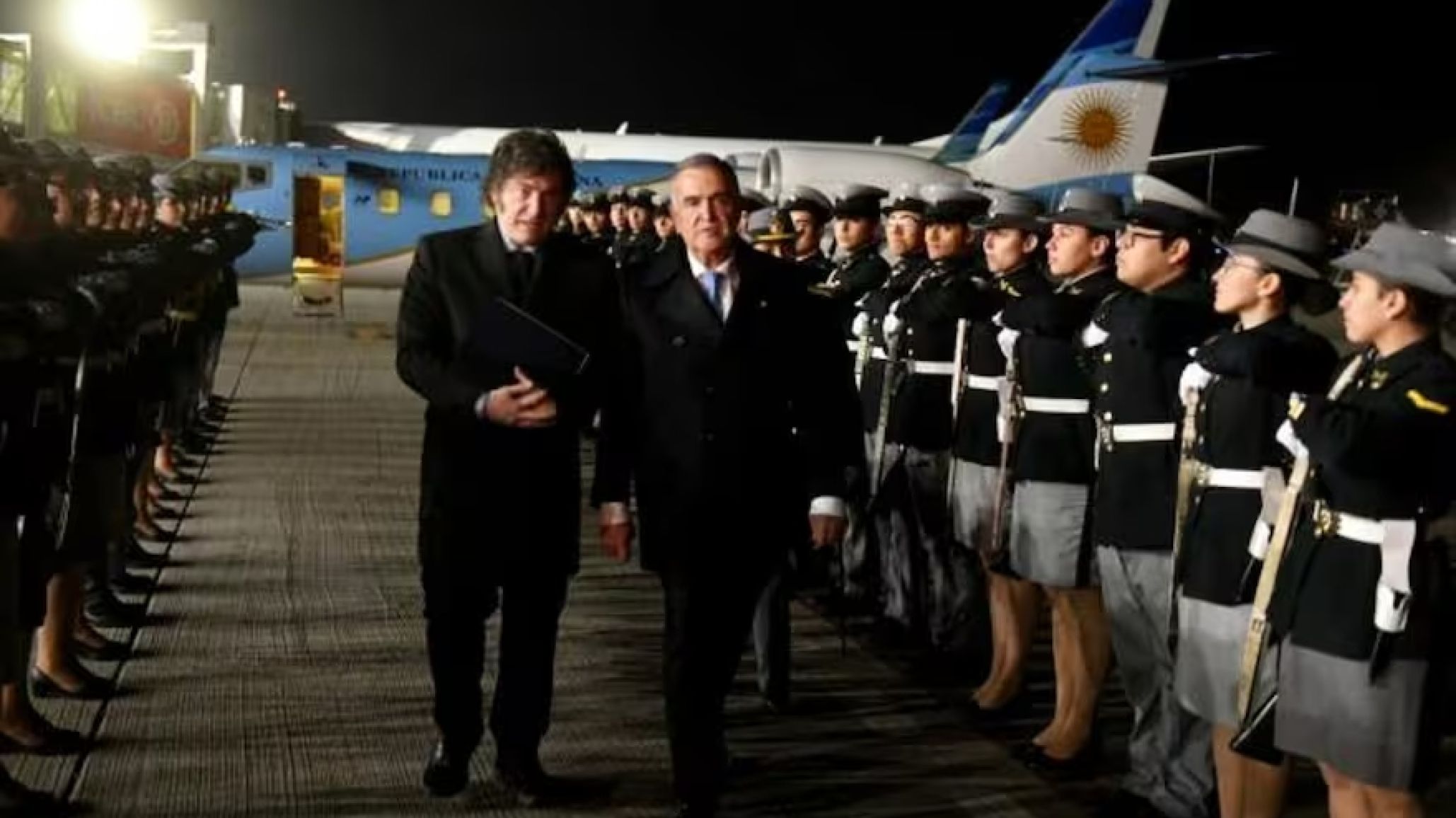 Javier Milei llegó a Tucumán para la firma del Pacto de Mayo