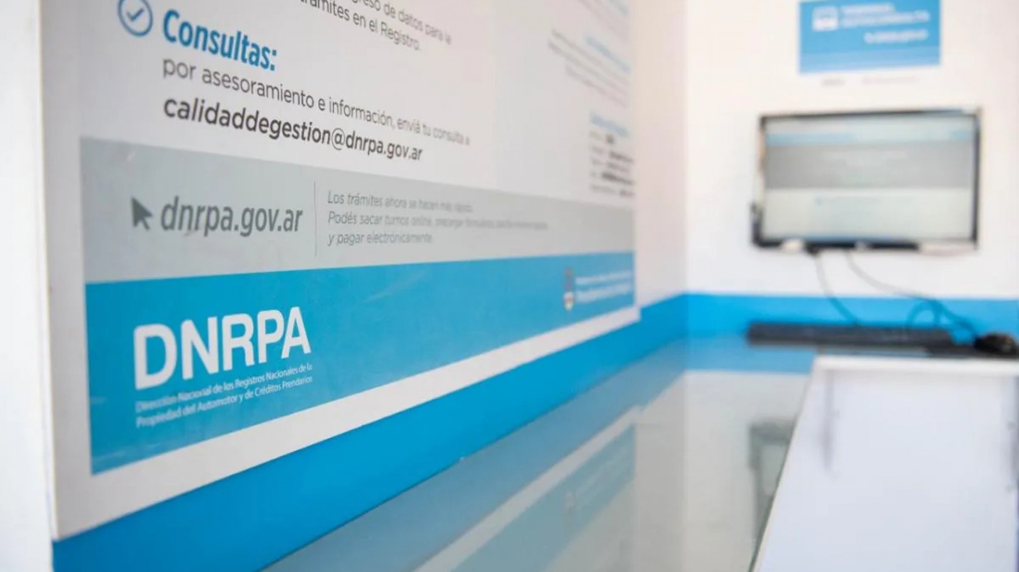 El Gobierno ordenó cerrar 136 registros del automotor y detuvo la apertura de 12