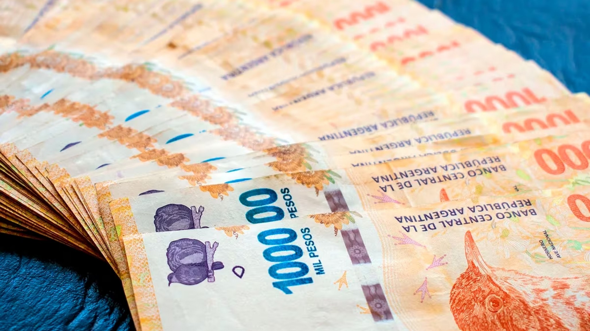 Un comodorense ganó más de $3 mil millones en la lotería