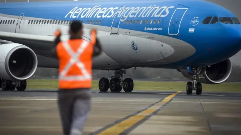 Se dictó conciliación obligatoria y desactivaron un paro en Aerolíneas Argentinas