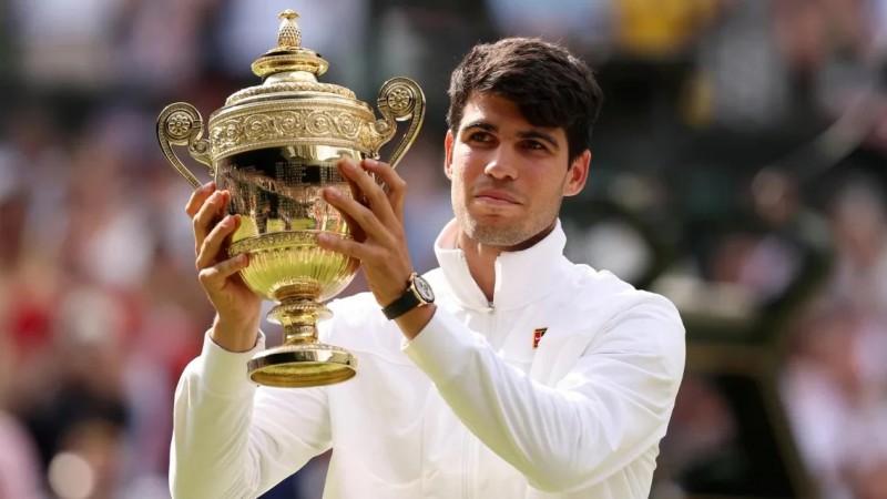 Carlos Alcaraz venció a Djokovic y es bicampeón de Wimbledon