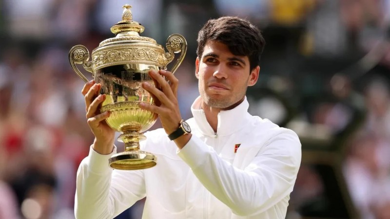 Carlos Alcaraz venció a Djokovic y es bicampeón de Wimbledon