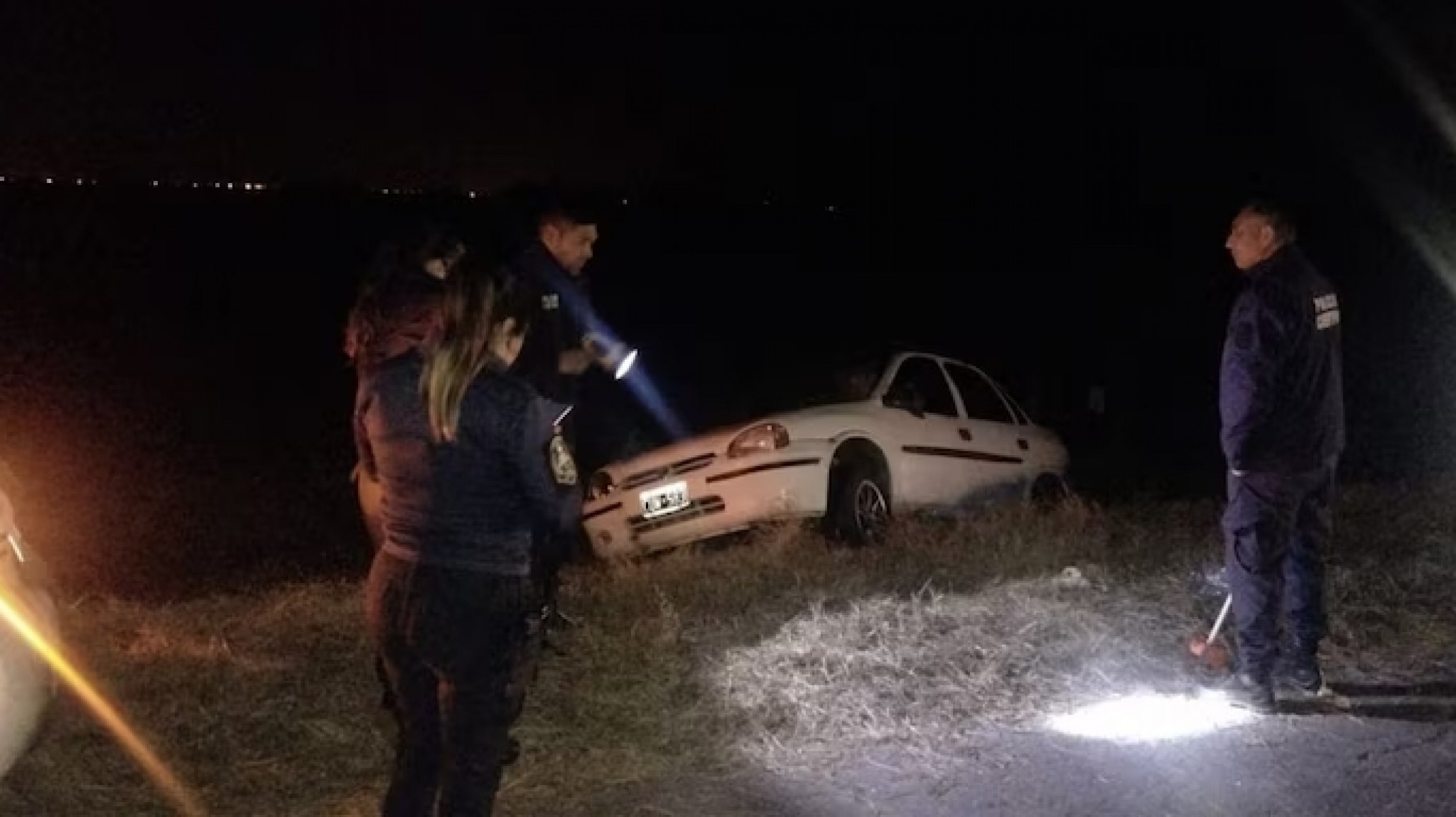 Una mujer murió en la Ruta 9: su hija se tiró del auto en movimiento y atropellaron a todos los que la ayudaban