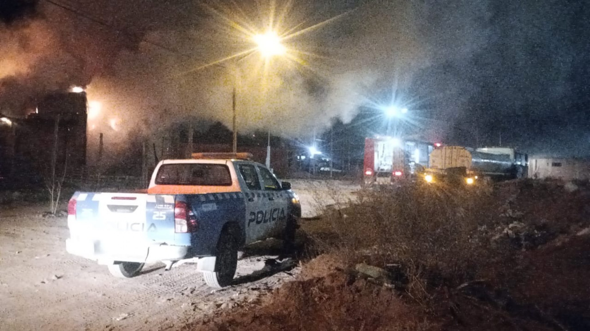 Tragedia en Neuquén: Se prendió fuego una casa y murió un bebé