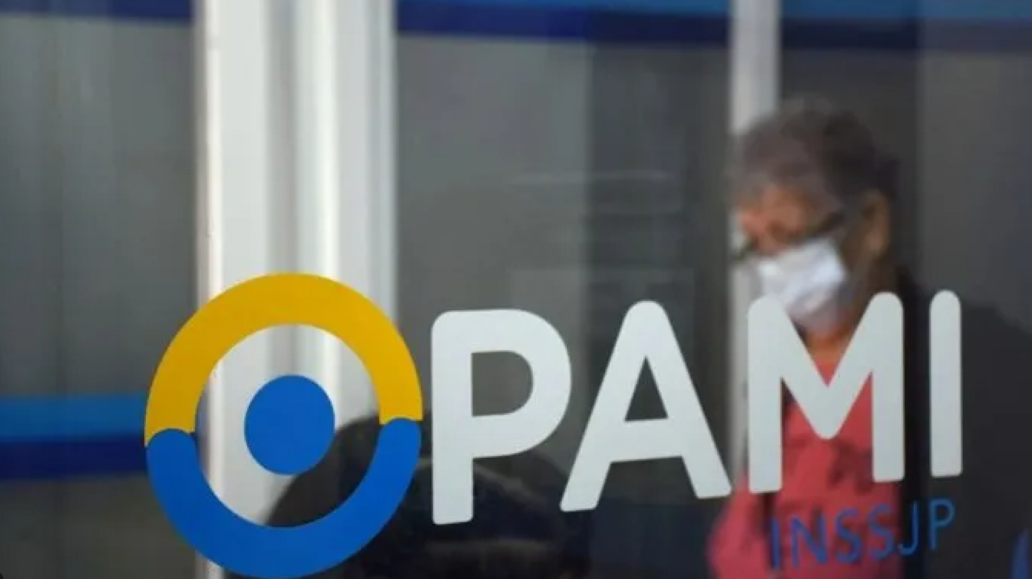 PAMI deja de cubrir 44 medicamentos: cómo solicitar una excepción