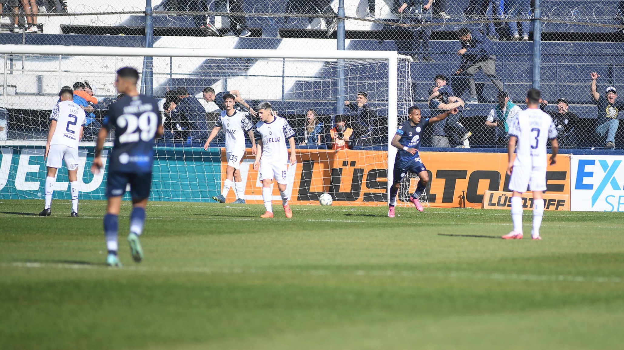 La Lepra mendocina le ganó a Independiente que no levanta