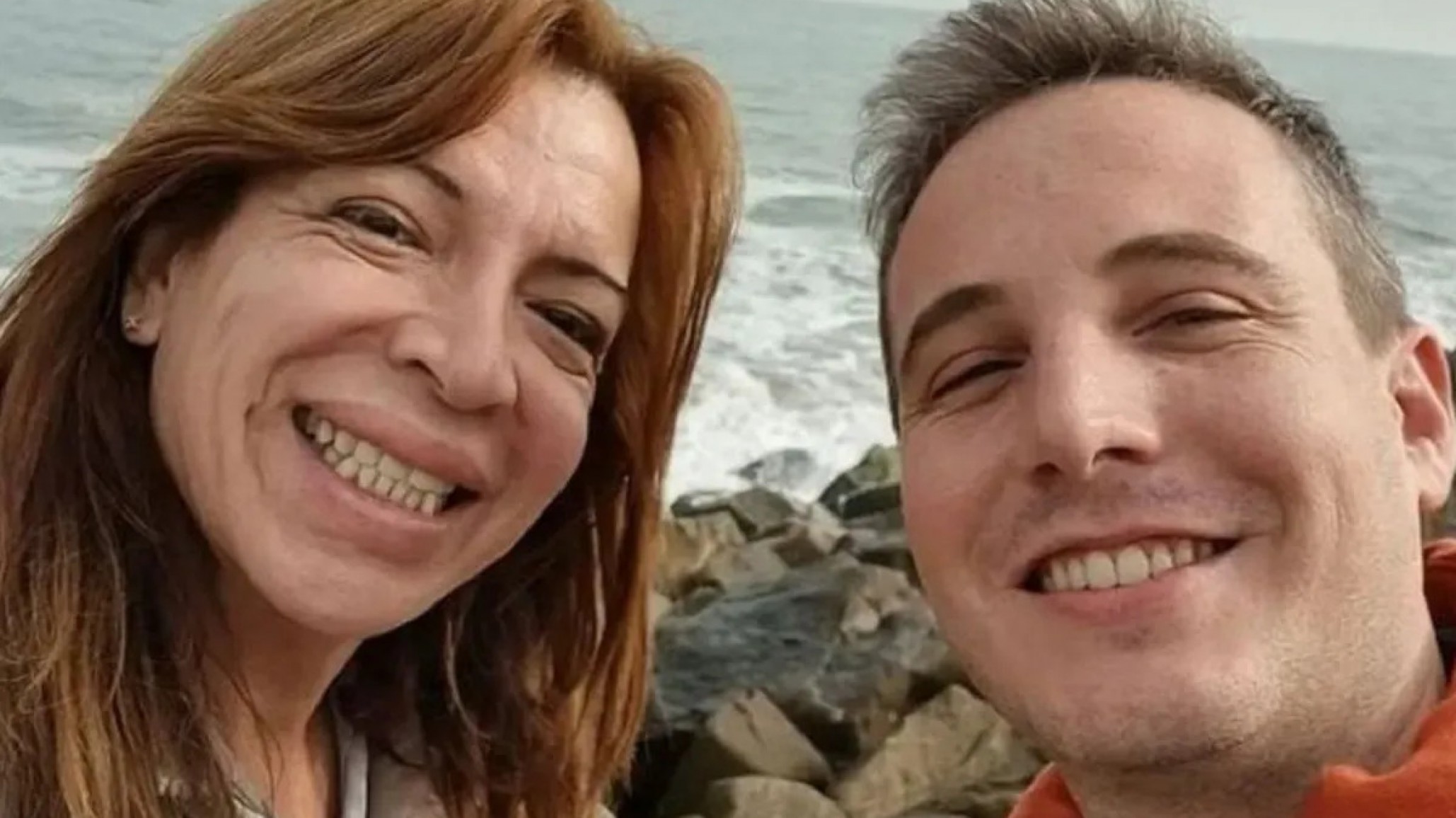 Lizy Tagliani y su esposo compartieron la primer foto con su hijo: "Desde hoy somos mamá, papá y Tati"