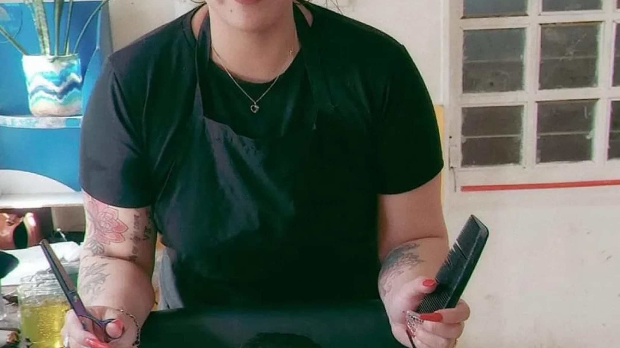 Corte Solidario en Barrio Quirno Costa para ayudar a familias necesitadas