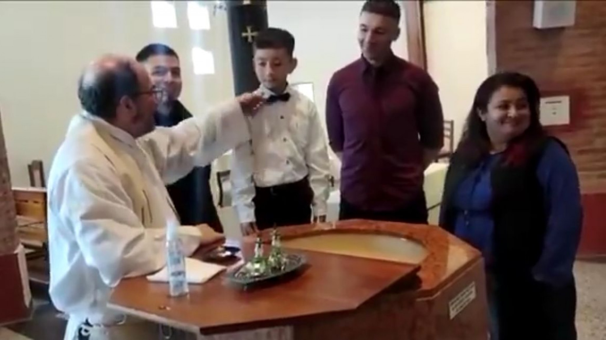 La insólita respuesta de un niño a un cura en pleno bautismo: "Quiero ser Messi"
