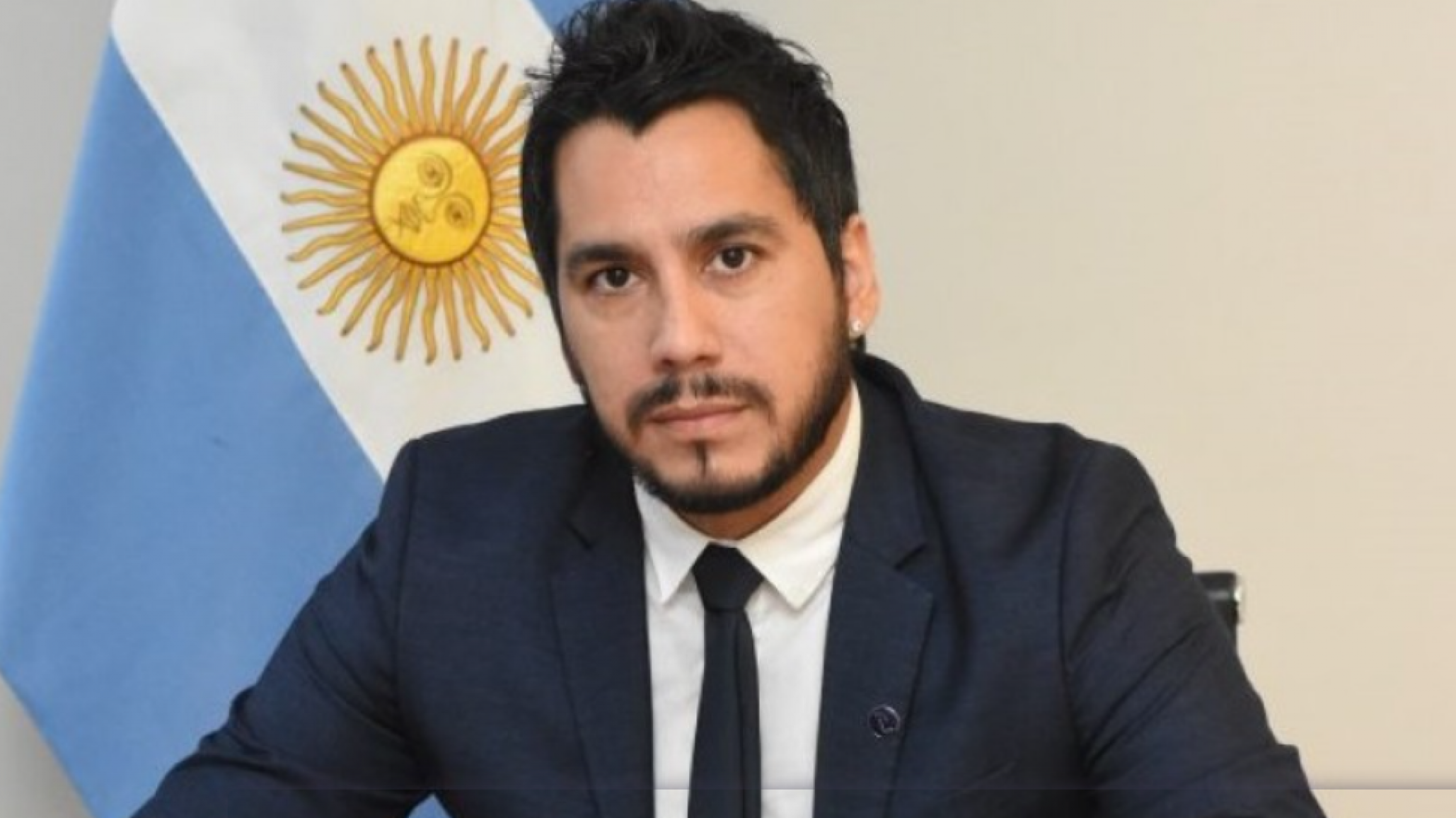 Coliñir durísimo contra Andrea Cristina: "Es preocupante el desconocimiento de la historia por parte de una senadora de Chubut"