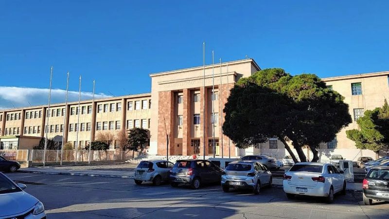 El 91% de escuelas secundarias en Comodoro tienen problemas edilicios
