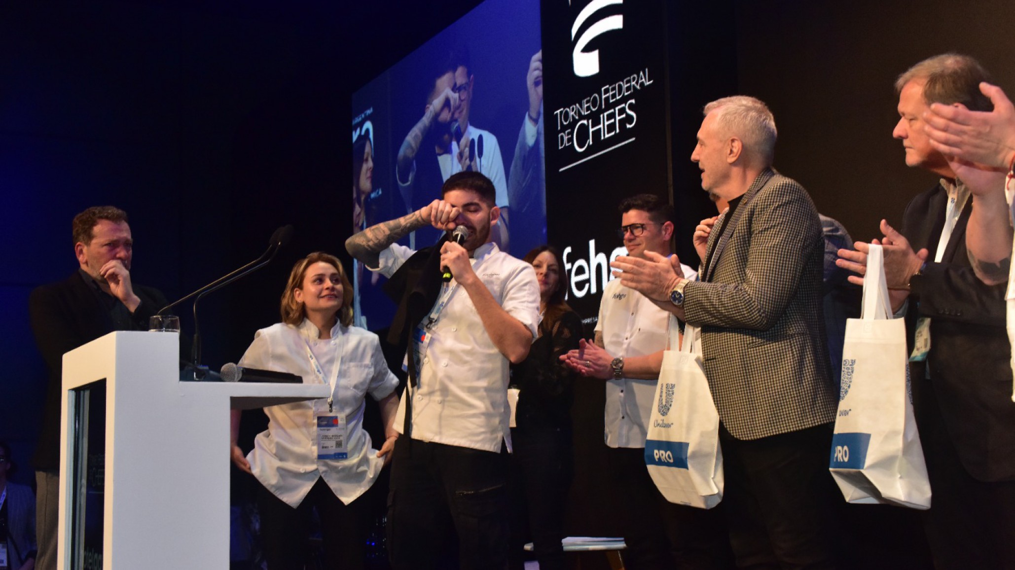 Comodoro tiene un nuevo embajador gastronómico: el chef Enzo Mayorga