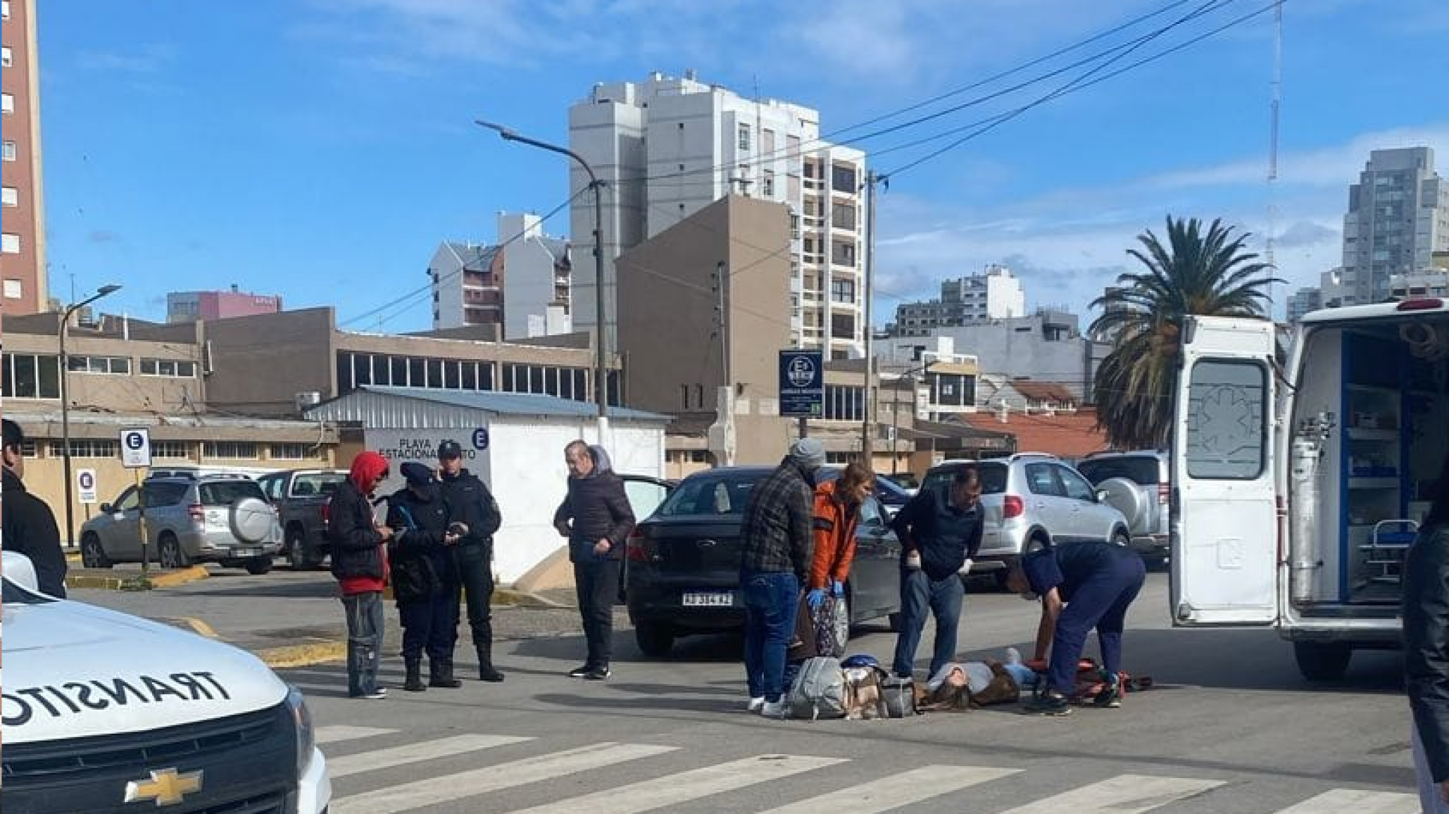 Un jubilado de 74 años atropelló a una mujer cuando cruzaba la senda peatonal