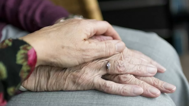 Las políticas del gobierno actual "son en contra de las personas mayores", afirmó el Presidente del Consejo Provincial