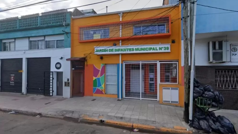 "Les tocaba la cola": Niños de Wilde denuncian abusos y sufren las consecuencias