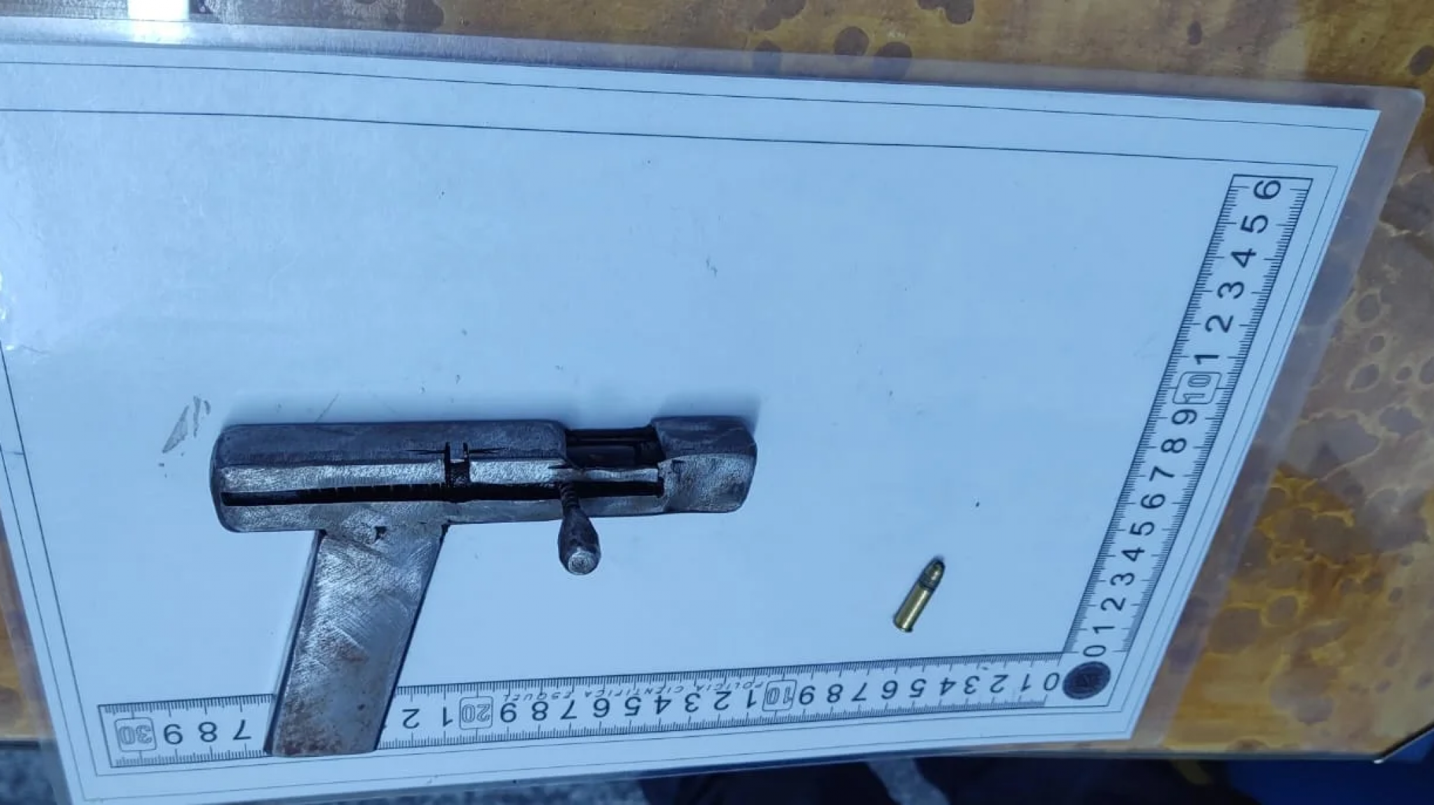 Detuvieron en Esquel a un menor de 14 años con un arma casera