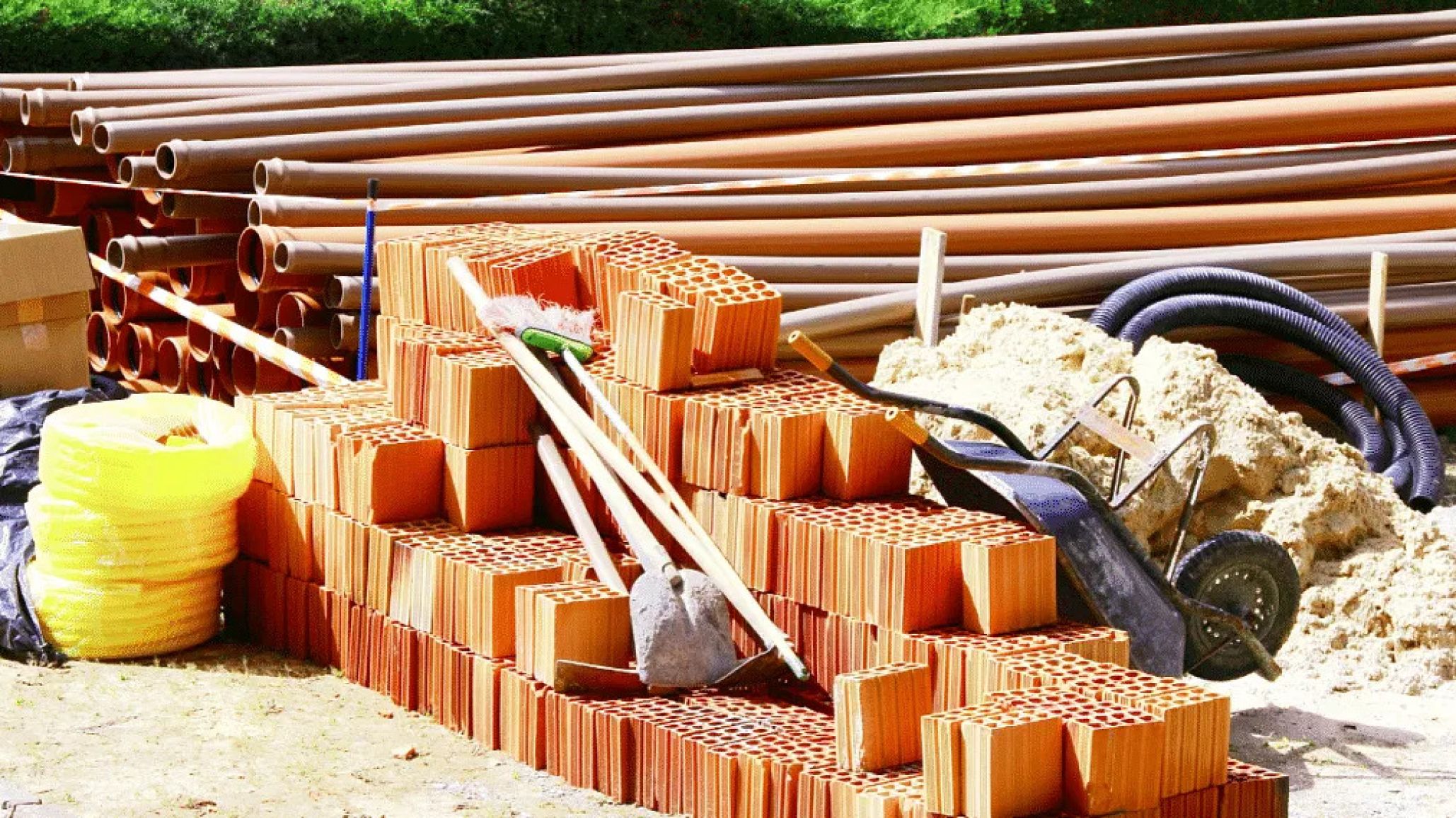 Caída de 4,3% en la venta de insumos para la construcción en agosto