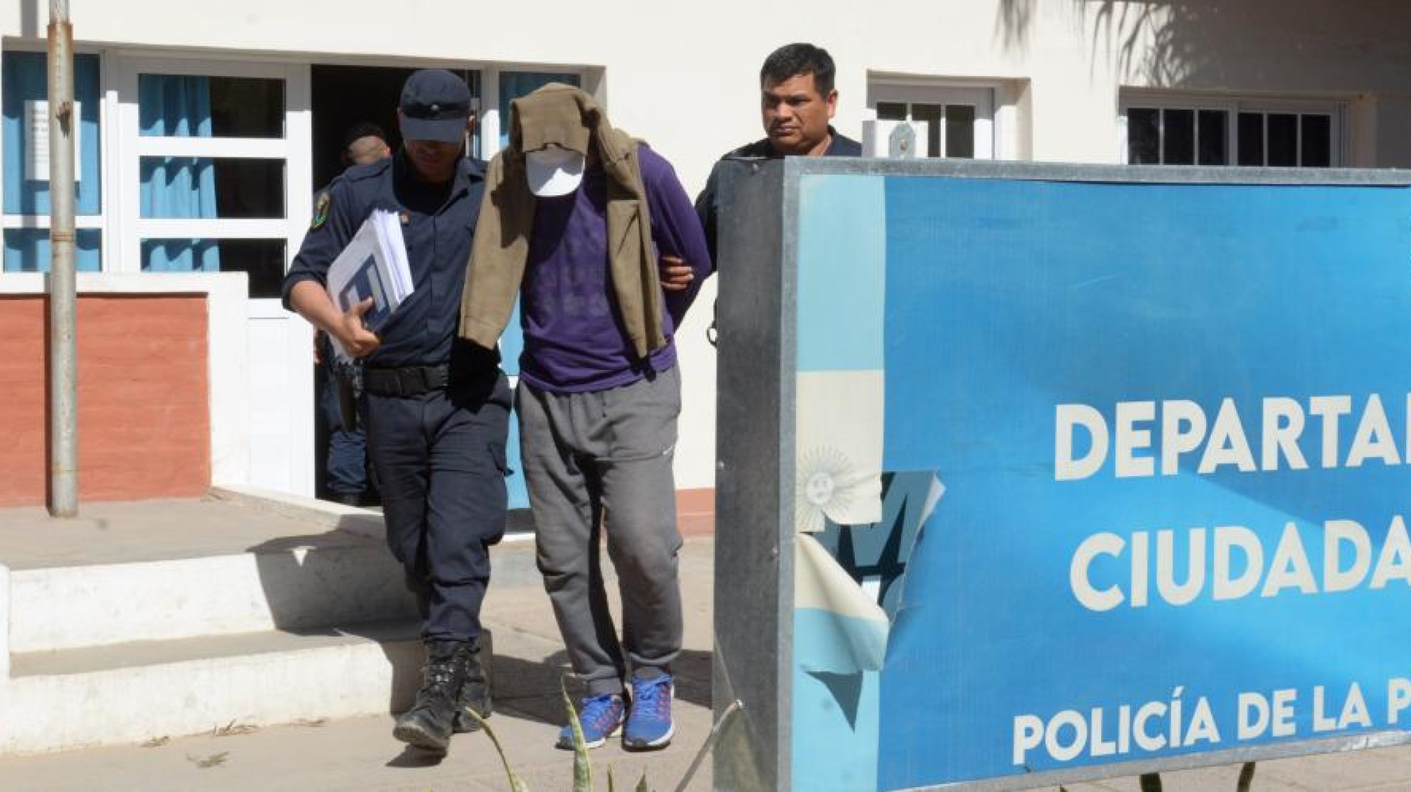 Cautiverio familiar en Santiago del Estero: Secuestró a su esposa y sus dos hijos por seis años