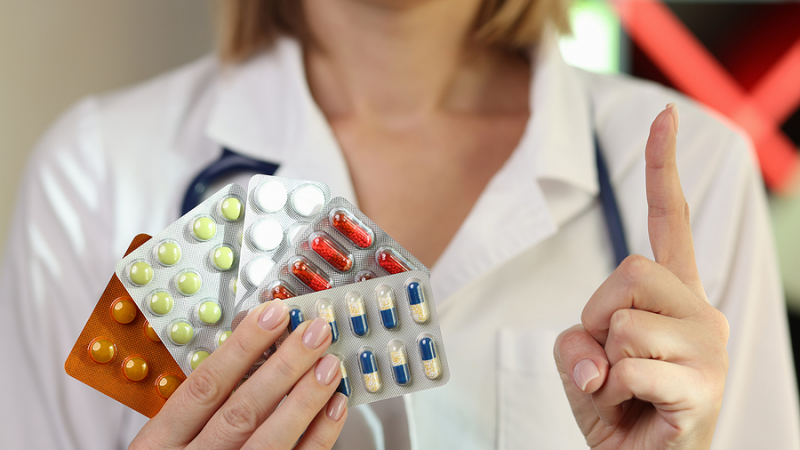 ANMAT amplía la venta sin receta de fármacos para el estómago: ¿Cuáles?