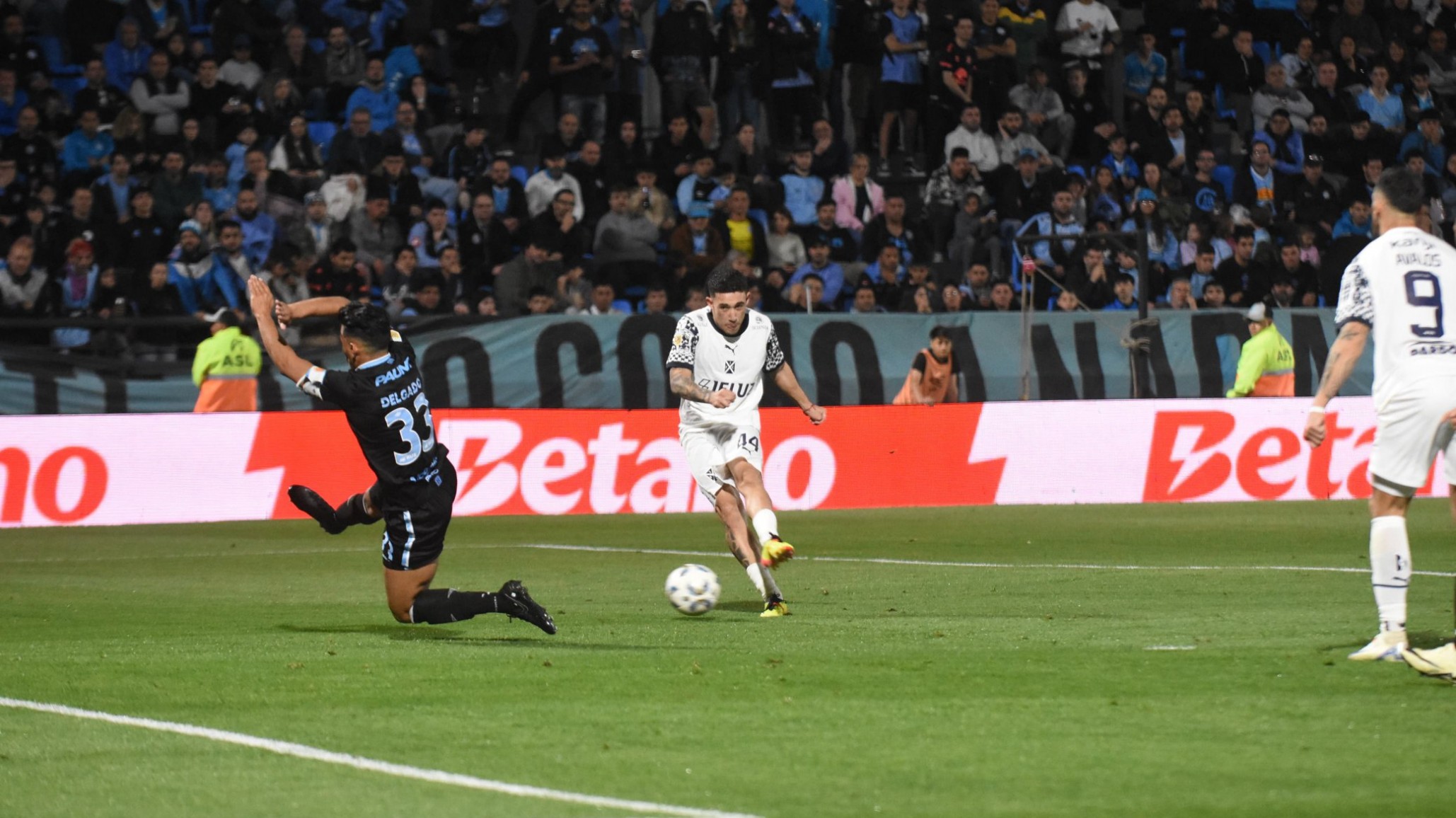 Belgrano e Independiente empataron 1-1 en Córdoba