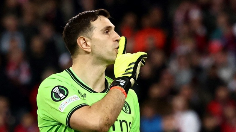 Biancone vs. Argentina: El defensor francés arremete contra Dibu Martínez y Enzo Fernández