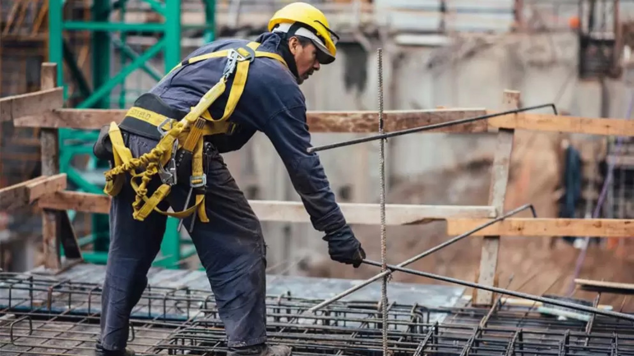 Según el INDEC, el PBI registró una caída del 3,4% en 2024