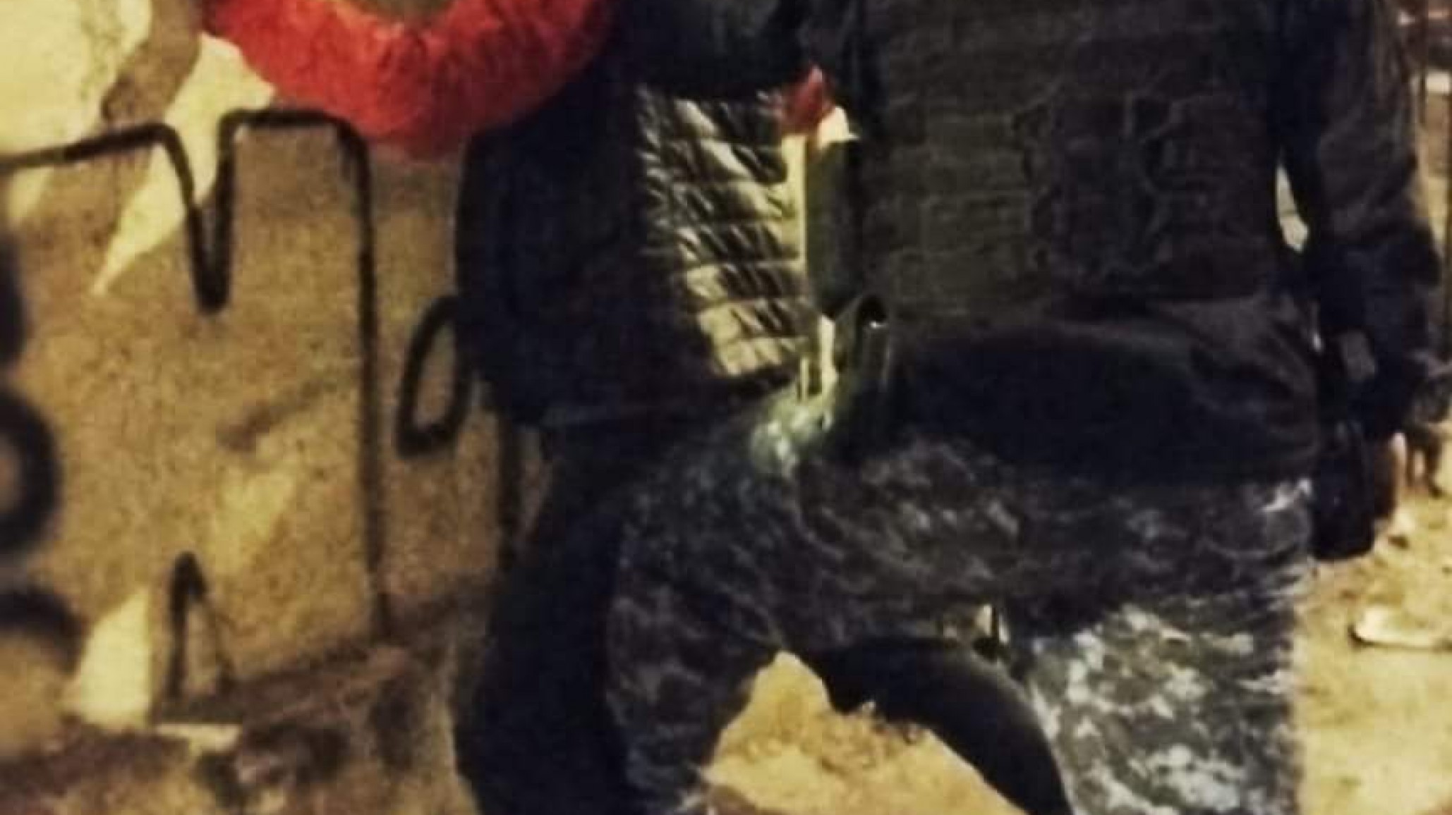 Detuvieron a un hombre por violar una orden de restricción