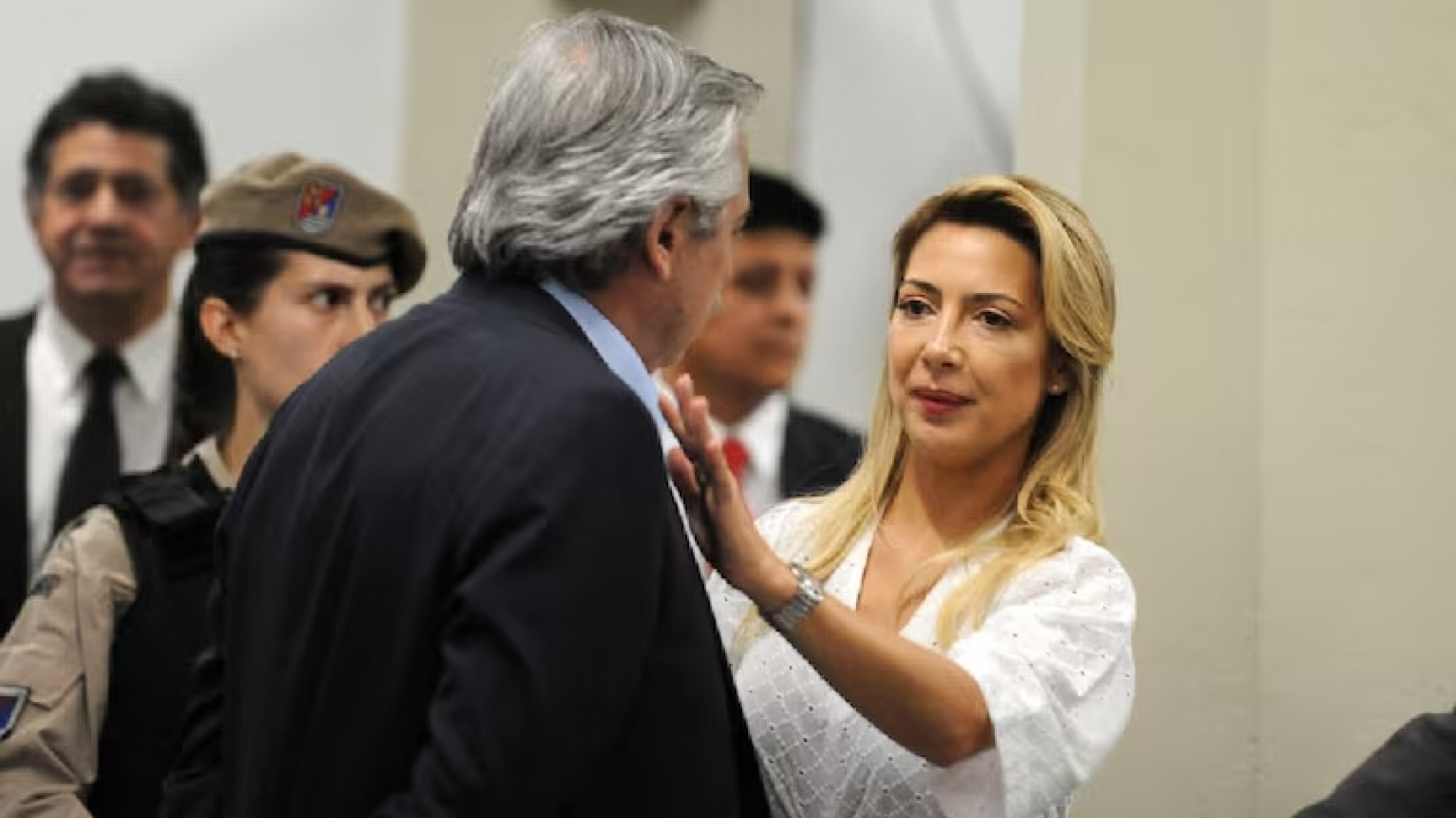 Causa contra Alberto Fernández por violencia de género: la Justicia busca nuevas pruebas en el celular de Fabiola Yañez